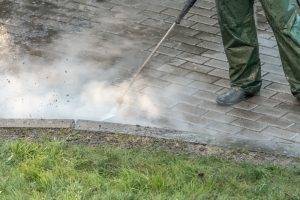 driveways in wolverhampton - cleaning